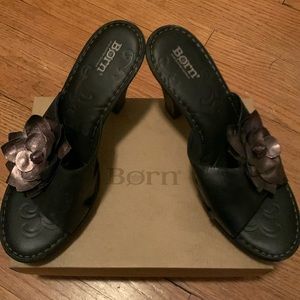 Born Flower Sandals
